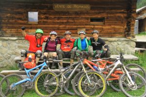 Découvrez le Valais en Suisse - Inspired Mountain Bike Adventure